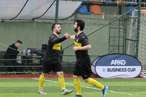 Arko Men Business Cup 'ta 1.Hafta 2.Gün Maçları Canlı Yayında !
